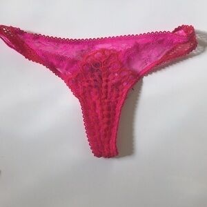 NWT Victoria’s Secret pink and red thong Sz S